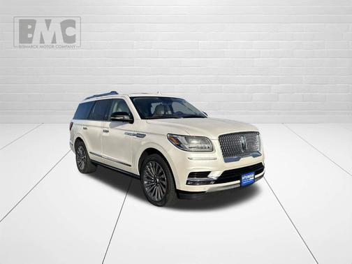 White Platinum Clearcoat Metallic 2019 Lincoln Navigator Reserve