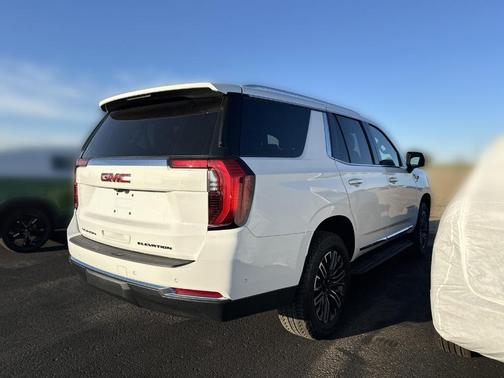 Summit White 2025 GMC Yukon Elevation