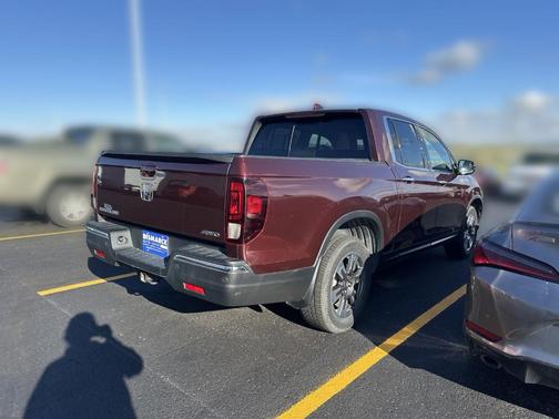 Deep Scarlet Pearl 2019 Honda Ridgeline RTL-E