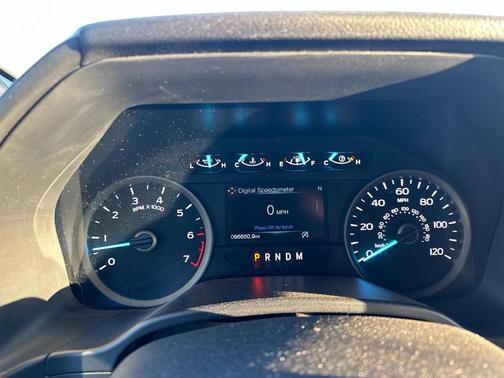 Black Metallic 2019 Ford F-150 XLT