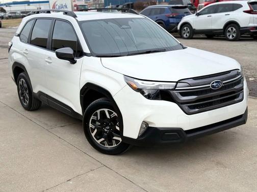 2025 Subaru Forester Premium