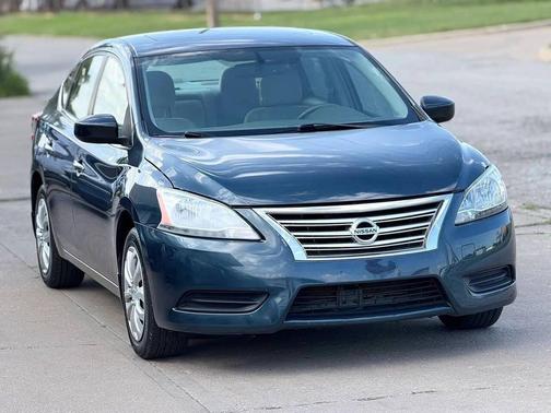 Blue 2013 Nissan Sentra SV