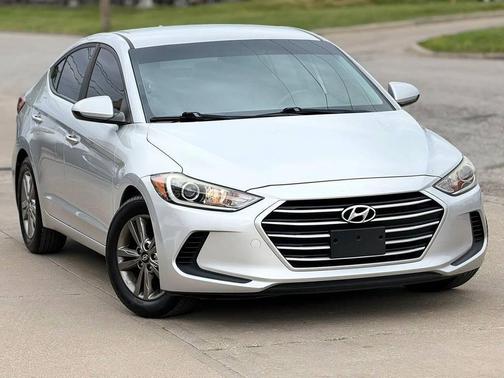 Symphony Air Silver 2017 Hyundai ELANTRA SE