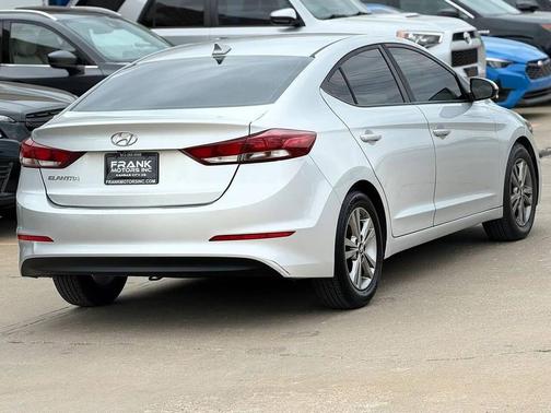 Symphony Air Silver 2017 Hyundai ELANTRA SE