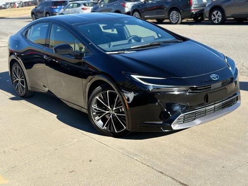 2024 Toyota Prius XLE