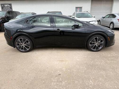 2024 Toyota Prius XLE