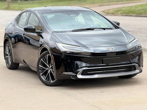Midnight Black Metallic 2024 Toyota Prius XLE