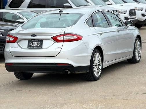 Bronze Fire Metallic Tinted Clearcoat 2016 Ford Fusion SE
