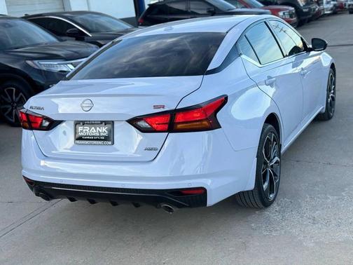 2025 Nissan Altima SR AWD