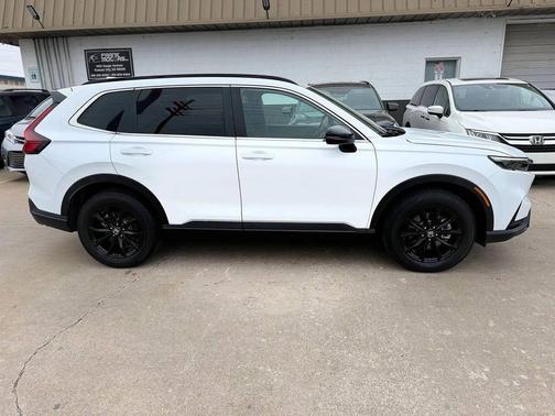 Platinum White Pearl 2025 Honda CR-V Hybrid Sport AWD