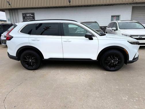 Platinum White Pearl 2025 Honda CR-V Hybrid Sport AWD