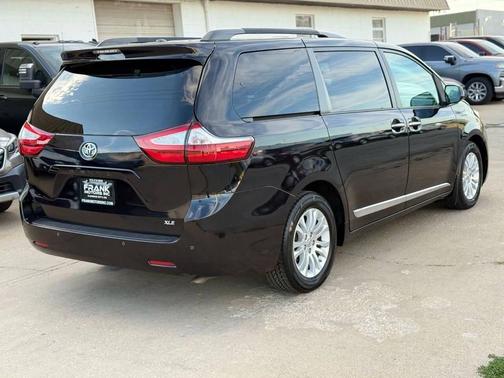 2016 Toyota Sienna Limited
