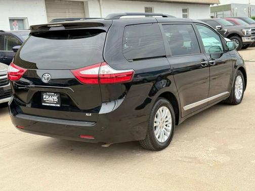 2016 Toyota Sienna Limited