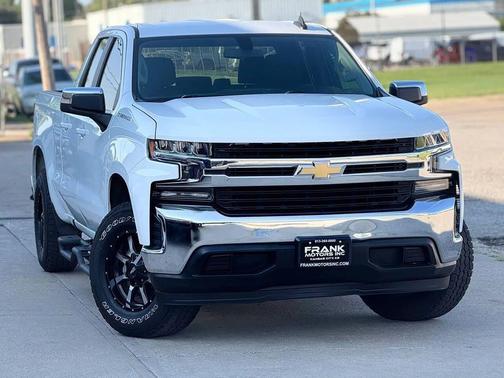 White 2020 Chevrolet Silverado 1500 LT