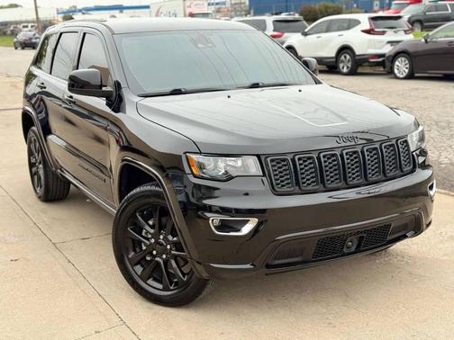 2020 Jeep Grand Cherokee Altitude