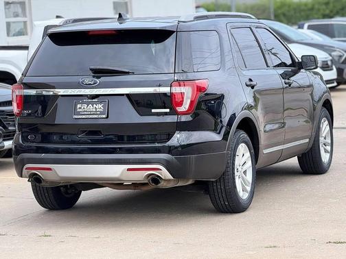 Shadow Black 2017 Ford Explorer XLT