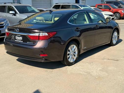 2013 Lexus ES 300h Base