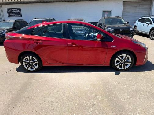 Hypersonic Red 2018 Toyota Prius Four Touring