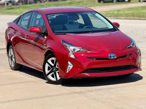 Hypersonic Red 2018 Toyota Prius Four Touring