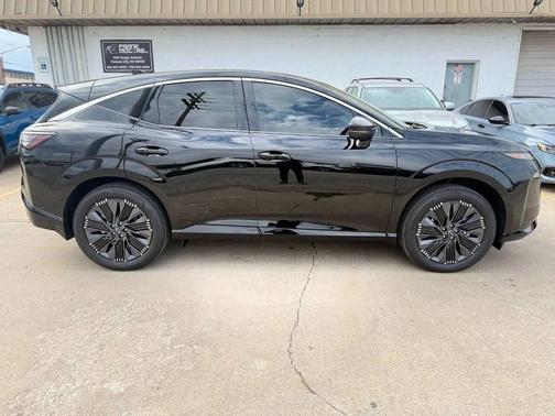 2025 Nissan Murano Platinum