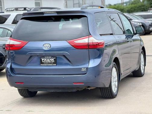 Blue 2017 Toyota Sienna XLE Premium