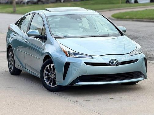 Sea Glass Pearl 2021 Toyota Prius XLE