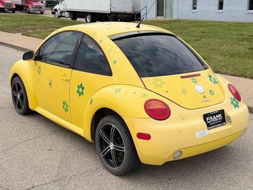 2002 Volkswagen New Beetle GL