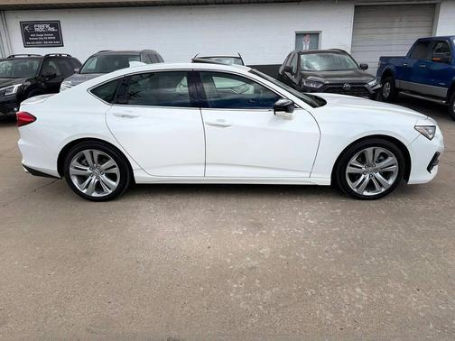 Platinum White Pearl 2021 Acura TLX Technology