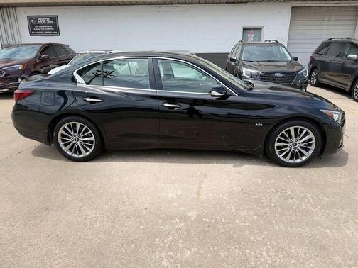 Black Obsidian 2019 INFINITI Q50 3.0t LUXE