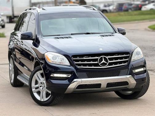 Lunar Blue Metallic 2013 Mercedes-Benz M-Class ML 350 4dr SUV