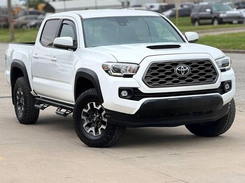 Super White 2020 Toyota Tacoma TRD Off Road
