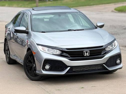 Gray 2018 Honda Civic EX-L w/Navi