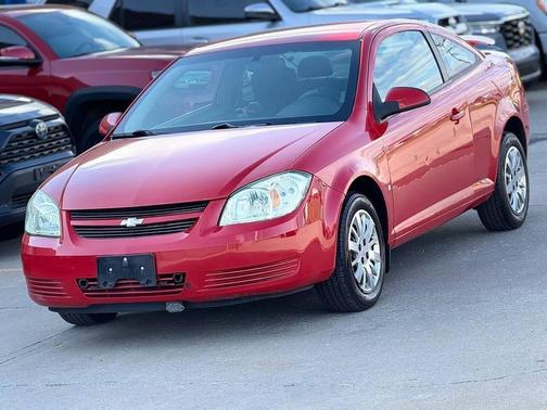 Red 2008 Chevrolet Cobalt LT