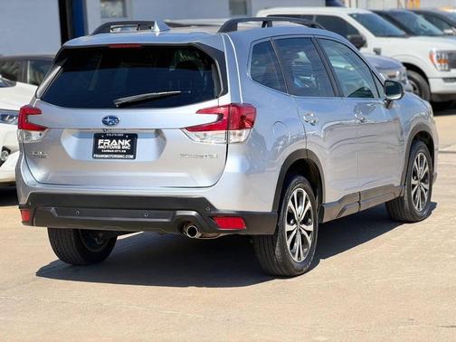 Magnetite Gray Metallic 2021 Subaru Forester Limited