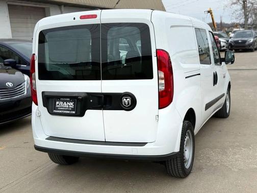 Bright White 2022 RAM ProMaster City Base
