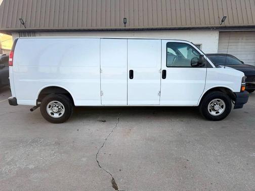 2020 Chevrolet Express 2500 RWD 2500 Extended Wheelbase WT
