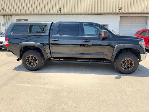Midnight Black Metallic 2020 Toyota Tundra SR5