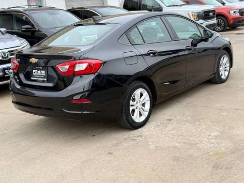 2019 Chevrolet Cruze LS
