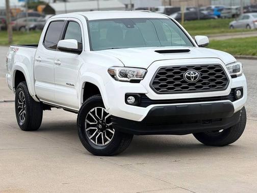 Super White 2020 Toyota Tacoma TRD Sport