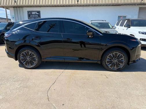 2025 Nissan Murano Platinum
