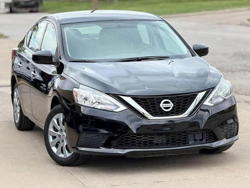 Super Black 2019 Nissan Sentra SV