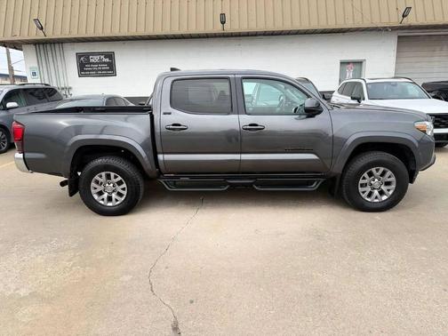 Magnetic Gray Metallic 2019 Toyota Tacoma SR