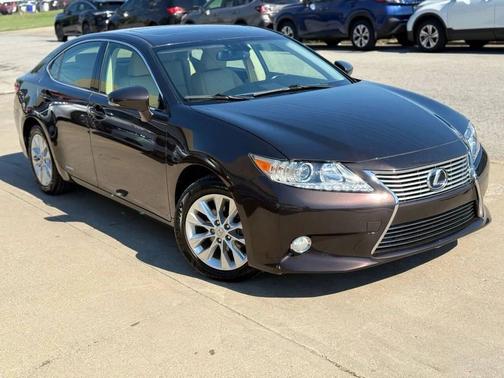 2013 Lexus ES 300h Base
