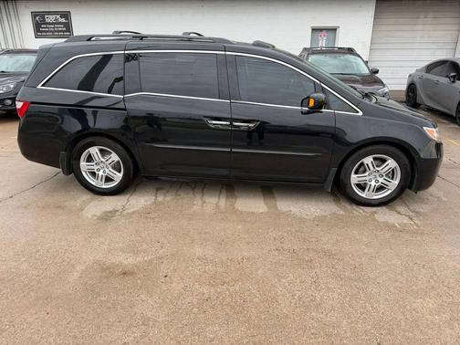 Crystal Black Pearl 2012 Honda Odyssey Touring