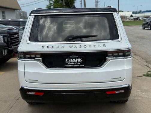 2023 Jeep Grand Wagoneer Series III 4x4