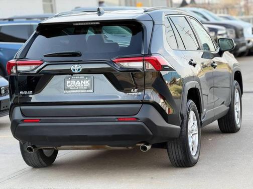 2020 Toyota RAV4 Hybrid LE
