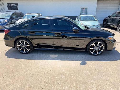 Crystal Black Pearl 2026 Honda Civic Hybrid Sport Touring