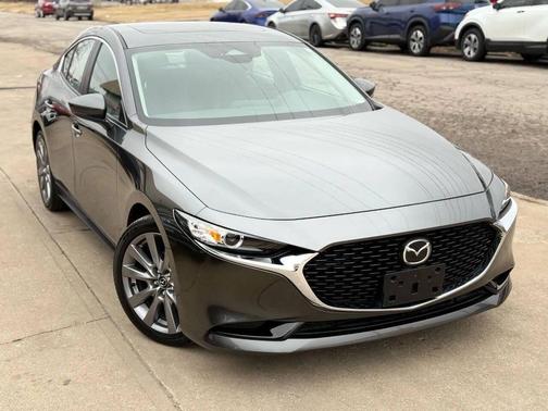 2024 Mazda Mazda3 FWD w/Preferred Package
