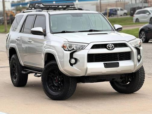 Classic Silver Metallic 2016 Toyota 4Runner Trail