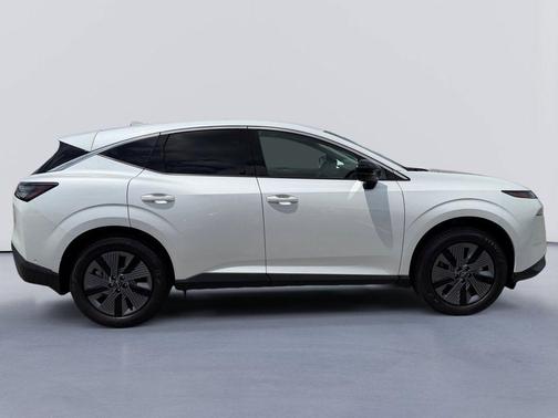 Everest White Pearl Tricoat 2025 Nissan Murano SL